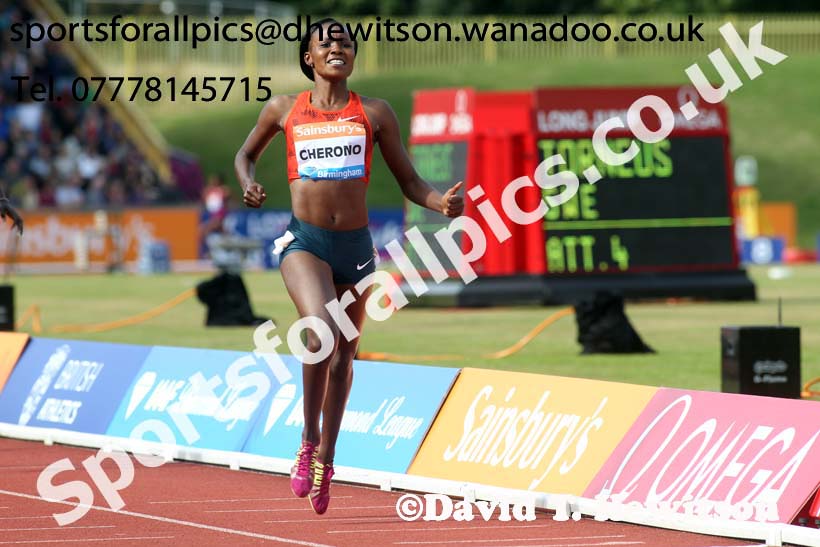 Mercy Cherono wins the womens 2 mile at the Sainsbury's Birmingham Grand Prix. Photos: David T. Hewitson/Sports for All Pics